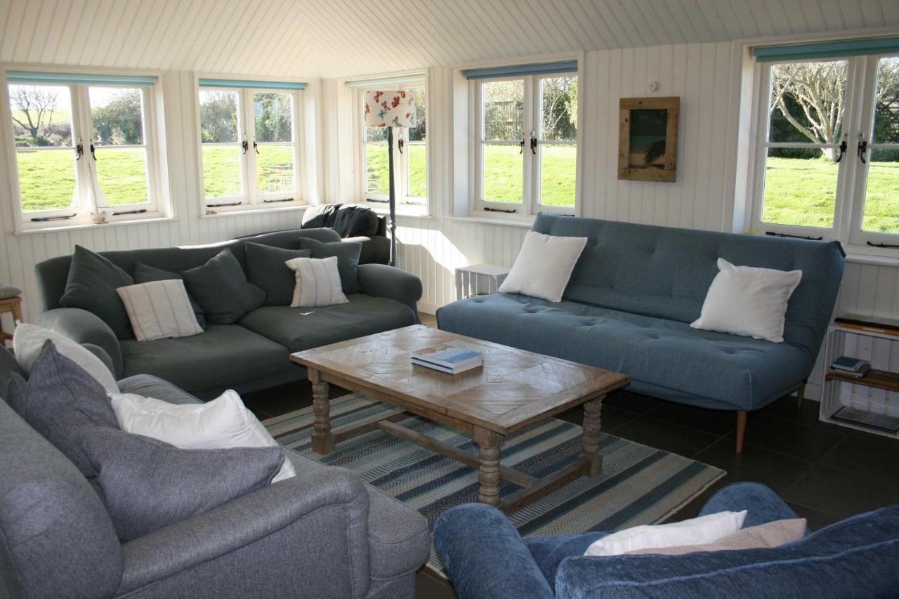 Greystone Cottage - Sea Views, Short Stroll To A Beautiful Sandy Beach Brook  Екстер'єр фото