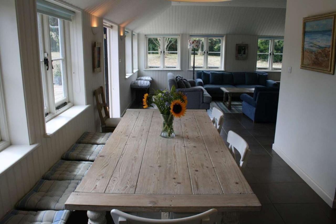 Greystone Cottage - Sea Views, Short Stroll To A Beautiful Sandy Beach Brook  Екстер'єр фото